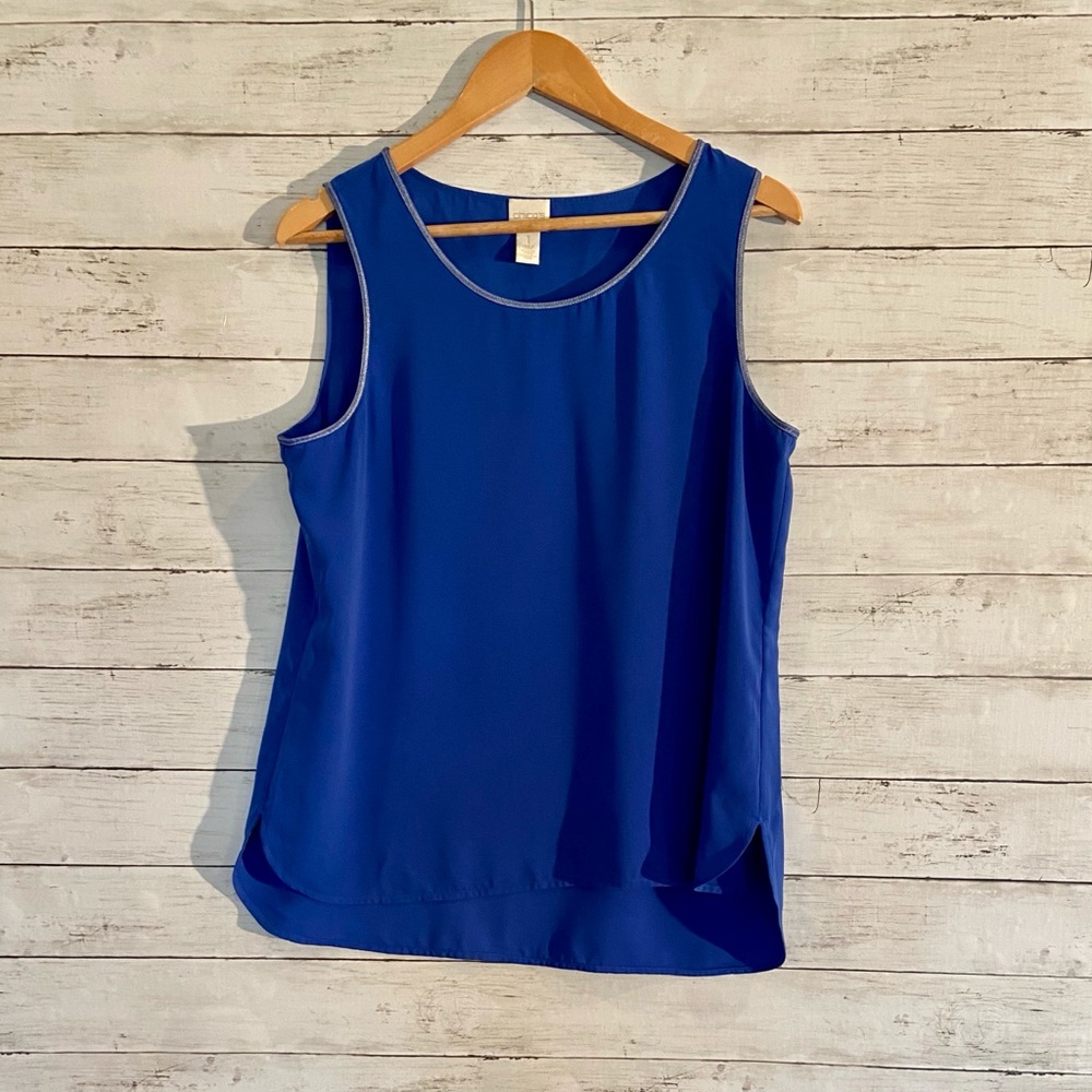 Chicos Royal Blue with Silver Outlining Shell